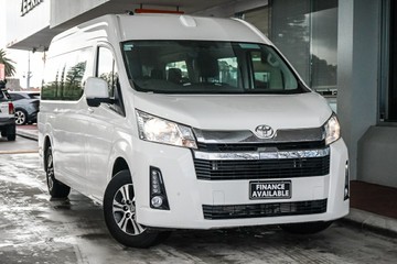 https://vehicle-cdn.autoleague.cloud/31373_U309975_1.jpg