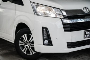 https://vehicle-cdn.autoleague.cloud/31373_U309975_2.jpg