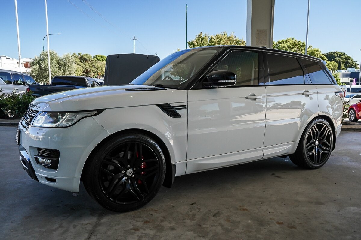 Land Rover Range Rover Sport image 4