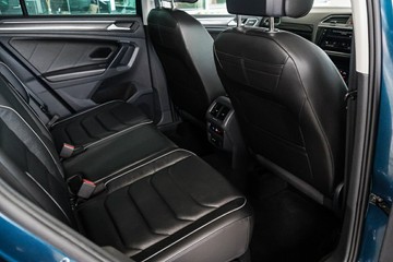 https://vehicle-cdn.autoleague.cloud/31373_U309980_10.jpg