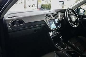 https://vehicle-cdn.autoleague.cloud/31373_U309980_18.jpg