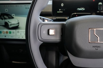 https://vehicle-cdn.autoleague.cloud/31373_U309989_13.jpg
