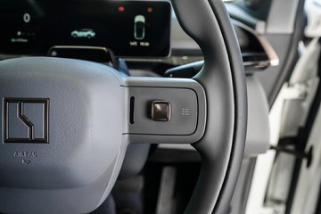 https://vehicle-cdn.autoleague.cloud/31373_U309989_14.jpg