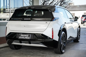 https://vehicle-cdn.autoleague.cloud/31373_U309989_8.jpg