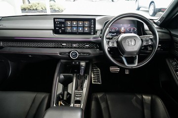 https://vehicle-cdn.autoleague.cloud/31373_U309994_12.jpg
