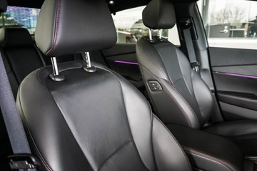 https://vehicle-cdn.autoleague.cloud/31373_U309994_14.jpg