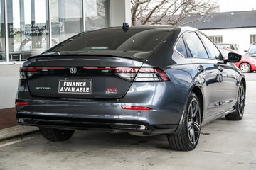 https://vehicle-cdn.autoleague.cloud/31373_U309994_8.jpg