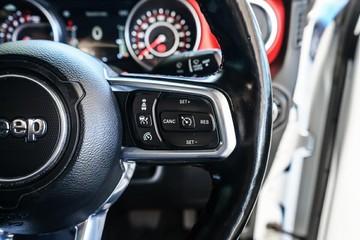 https://vehicle-cdn.autoleague.cloud/31373_U309999_14.jpg