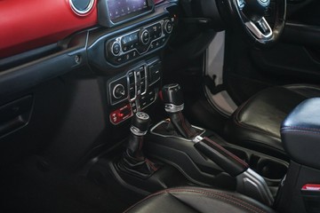 https://vehicle-cdn.autoleague.cloud/31373_U309999_21.jpg