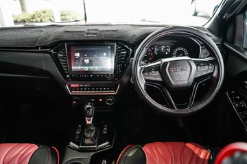 https://vehicle-cdn.autoleague.cloud/31373_U310000_11.jpg