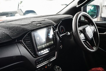 https://vehicle-cdn.autoleague.cloud/31373_U310000_19.jpg