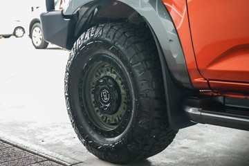 https://vehicle-cdn.autoleague.cloud/31373_U310000_5.jpg