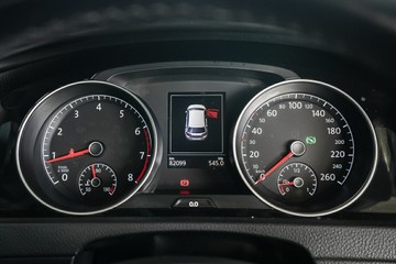 https://vehicle-cdn.autoleague.cloud/31373_U310007_15.jpg