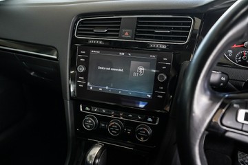 https://vehicle-cdn.autoleague.cloud/31373_U310007_16.jpg