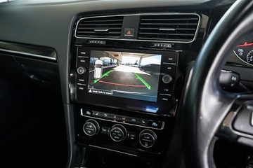 https://vehicle-cdn.autoleague.cloud/31373_U310007_17.jpg
