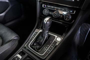 https://vehicle-cdn.autoleague.cloud/31373_U310007_18.jpg