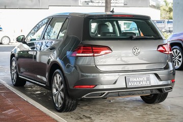 https://vehicle-cdn.autoleague.cloud/31373_U310007_6.jpg