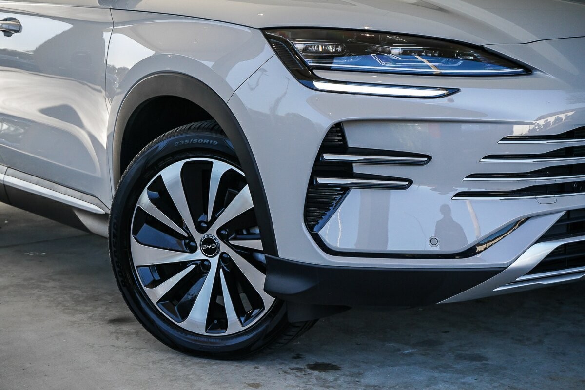 Byd Sealion 6 image 2