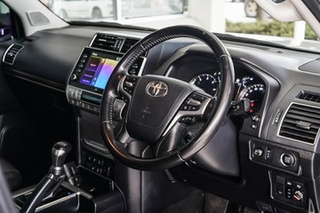 https://vehicle-cdn.autoleague.cloud/31373_U310015_11.jpg