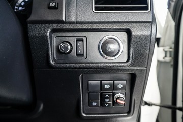 https://vehicle-cdn.autoleague.cloud/31373_U310015_13.jpg