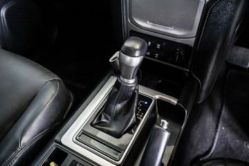 https://vehicle-cdn.autoleague.cloud/31373_U310015_19.jpg