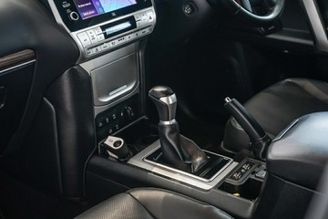 https://vehicle-cdn.autoleague.cloud/31373_U310015_22.jpg