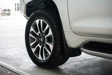 https://vehicle-cdn.autoleague.cloud/31373_U310015_5.jpg