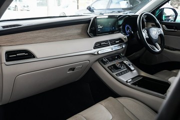 https://vehicle-cdn.autoleague.cloud/31373_U310018_21.jpg