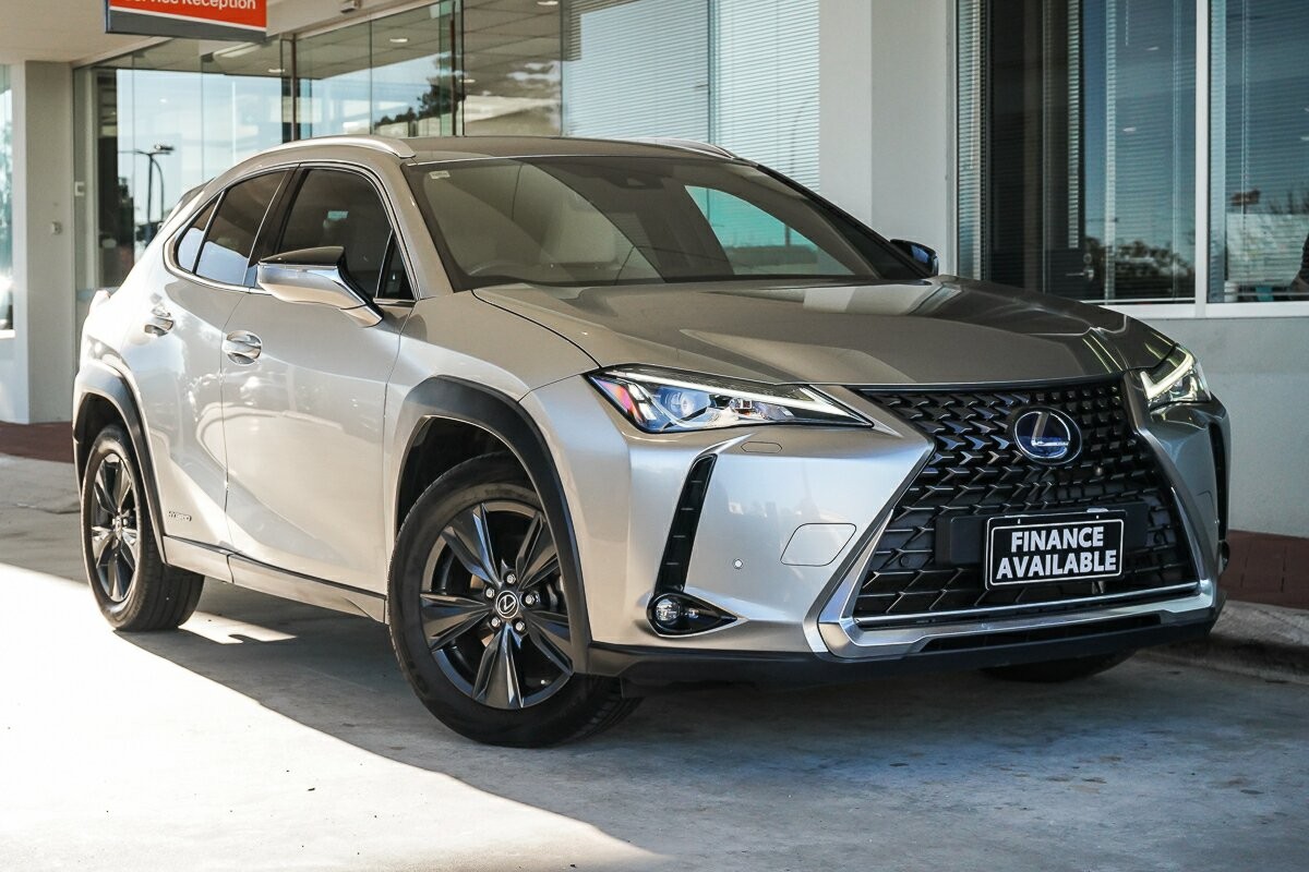 Lexus Ux image 1
