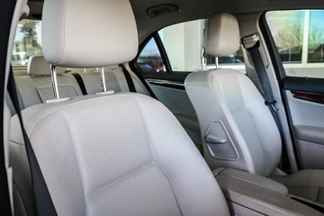 https://vehicle-cdn.autoleague.cloud/31373_U310029_12.jpg