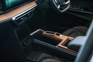 https://vehicle-cdn.autoleague.cloud/31373_U310036_21.jpg