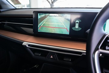 https://vehicle-cdn.autoleague.cloud/31373_U310038_17.jpg