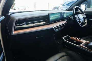 https://vehicle-cdn.autoleague.cloud/31373_U310038_19.jpg