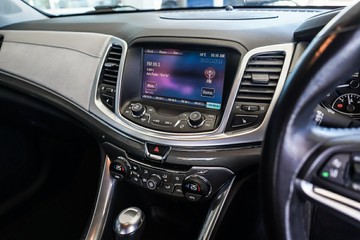 https://vehicle-cdn.autoleague.cloud/31373_U310039_15.jpg