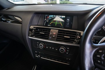 https://vehicle-cdn.autoleague.cloud/31373_U310042_17.jpg