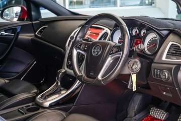 https://vehicle-cdn.autoleague.cloud/31373_U310046_11.jpg