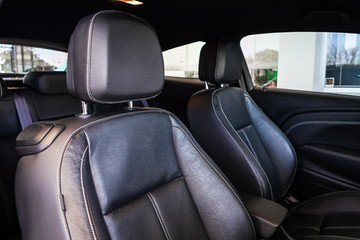 https://vehicle-cdn.autoleague.cloud/31373_U310046_12.jpg