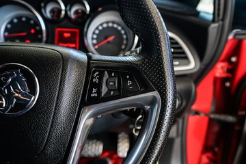 https://vehicle-cdn.autoleague.cloud/31373_U310046_15.jpg
