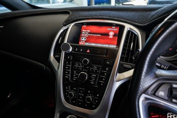 https://vehicle-cdn.autoleague.cloud/31373_U310046_16.jpg