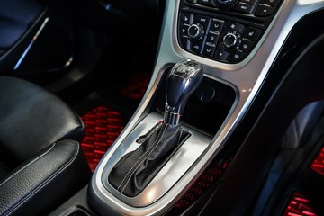 https://vehicle-cdn.autoleague.cloud/31373_U310046_17.jpg