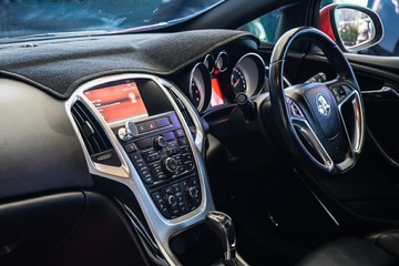 https://vehicle-cdn.autoleague.cloud/31373_U310046_19.jpg