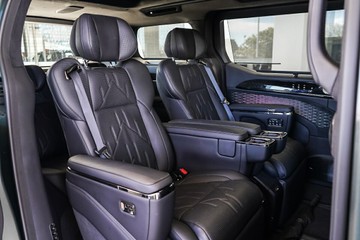 https://vehicle-cdn.autoleague.cloud/31373_U310069_10.jpg