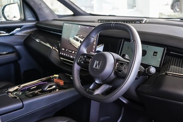 https://vehicle-cdn.autoleague.cloud/31373_U310069_12.jpg