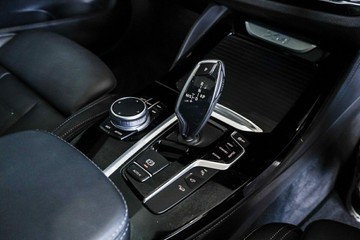 https://vehicle-cdn.autoleague.cloud/31373_U310072_18.jpg