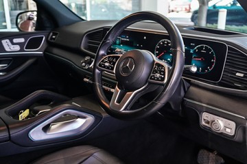https://vehicle-cdn.autoleague.cloud/31373_U310081_11.jpg