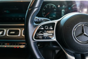 https://vehicle-cdn.autoleague.cloud/31373_U310081_13.jpg