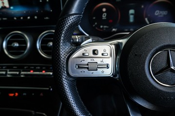 https://vehicle-cdn.autoleague.cloud/31373_U310084_13.jpg