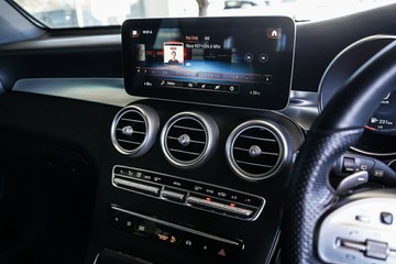 https://vehicle-cdn.autoleague.cloud/31373_U310084_16.jpg