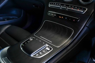 https://vehicle-cdn.autoleague.cloud/31373_U310084_18.jpg