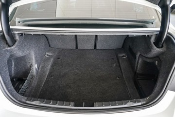 https://vehicle-cdn.autoleague.cloud/31373_U310086_10.jpg